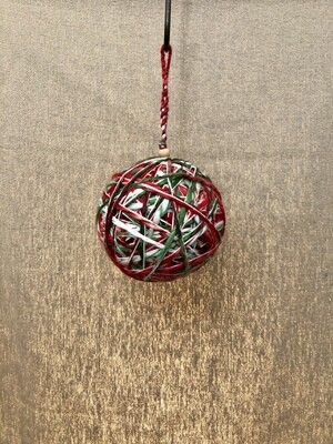 Yarn Twine Ornament RE/GR/WH 4.5&quot;
