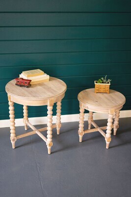 Lg Round Wooden Side Table with Turned Legs Lg Round Wooden Side Table with Turned Legs