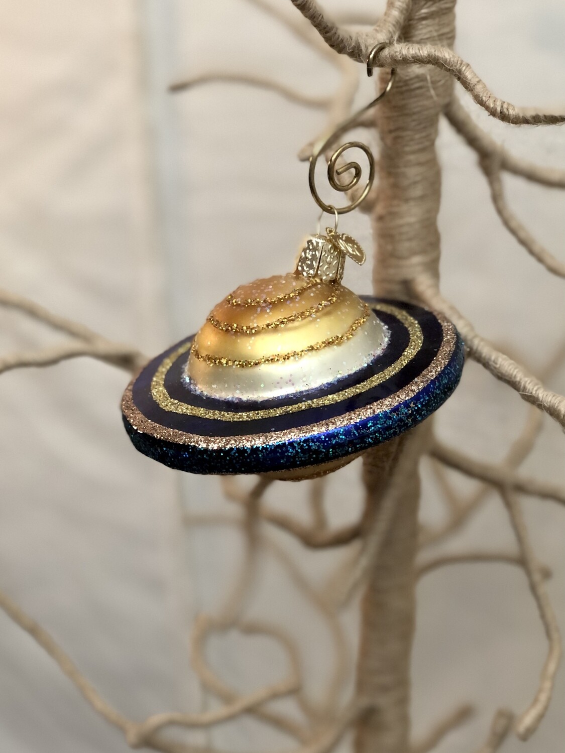 Planet with Rings Glass Ornement