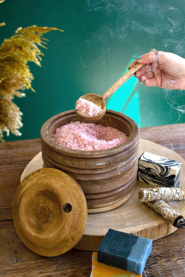 Round Wooden Canister w/Spoon
