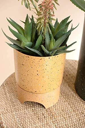 Speckle Painted Metal Planter w/Tray Bottom Sm
