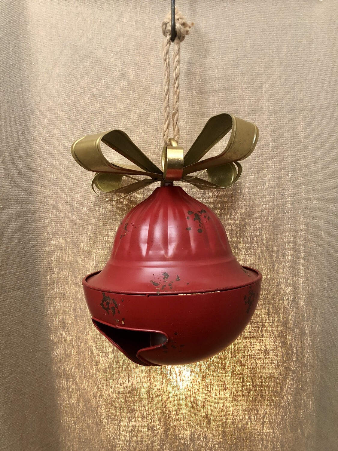 Metal Red Vintage Bell Lg - Gold Metal Red Vintage Bell Lg - Gold