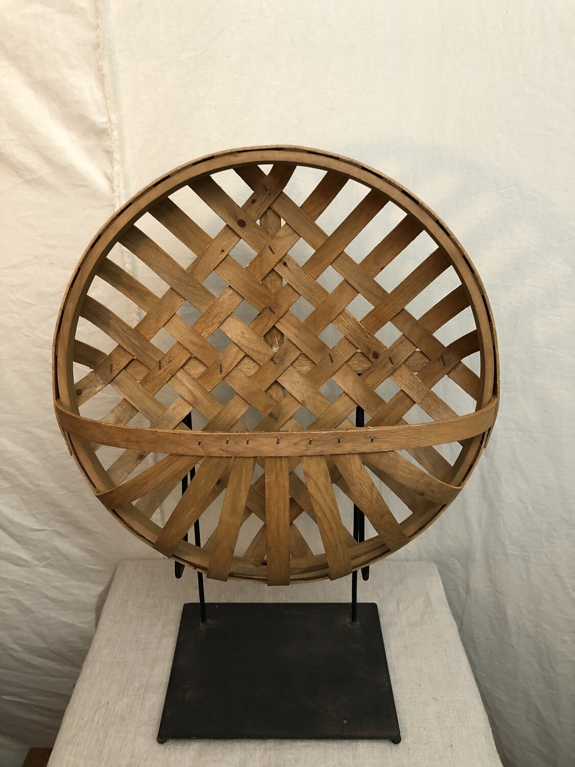 Round Split Wood Hanging Wall Basket - Lg