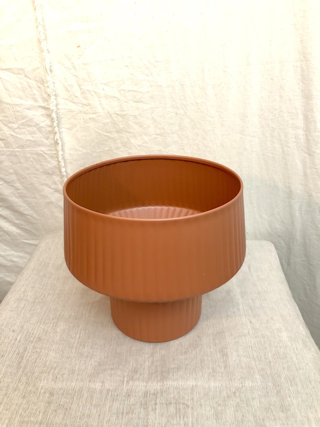 Painted Chalice Metal Planter Sm