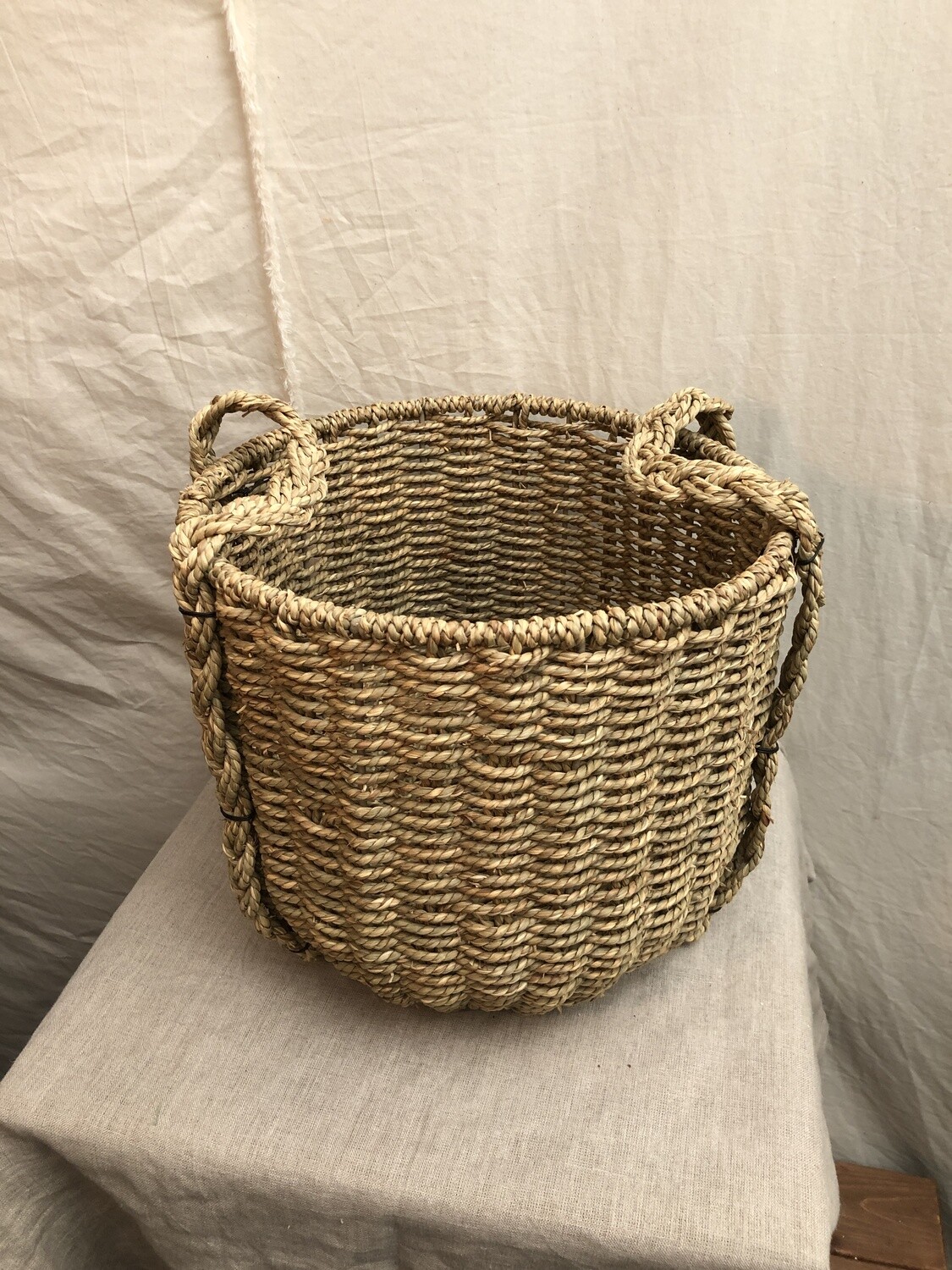 Seagrass Basket w/Handles Med