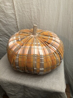 Plaid Flannel Pumpkin Lg