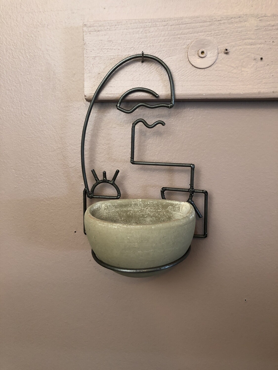 Clay Wall Planter w/Wire Face I