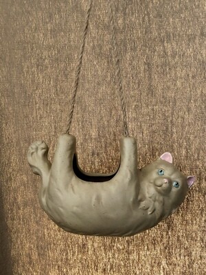 Ceramic Fluffy Cat Hanging Planter