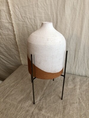 Dipped White Clay Pot on Wire Stand Sm