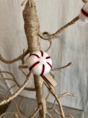 Felt Peppermint Clip