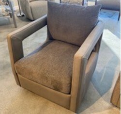Vanna Leather Chair