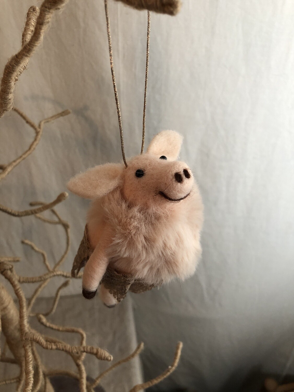 Felt Momma Piggy w/Gold Glitter Skirt Ornament