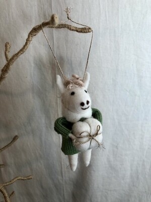 Felt Horse w/Green Sweater &amp; Present Ornament