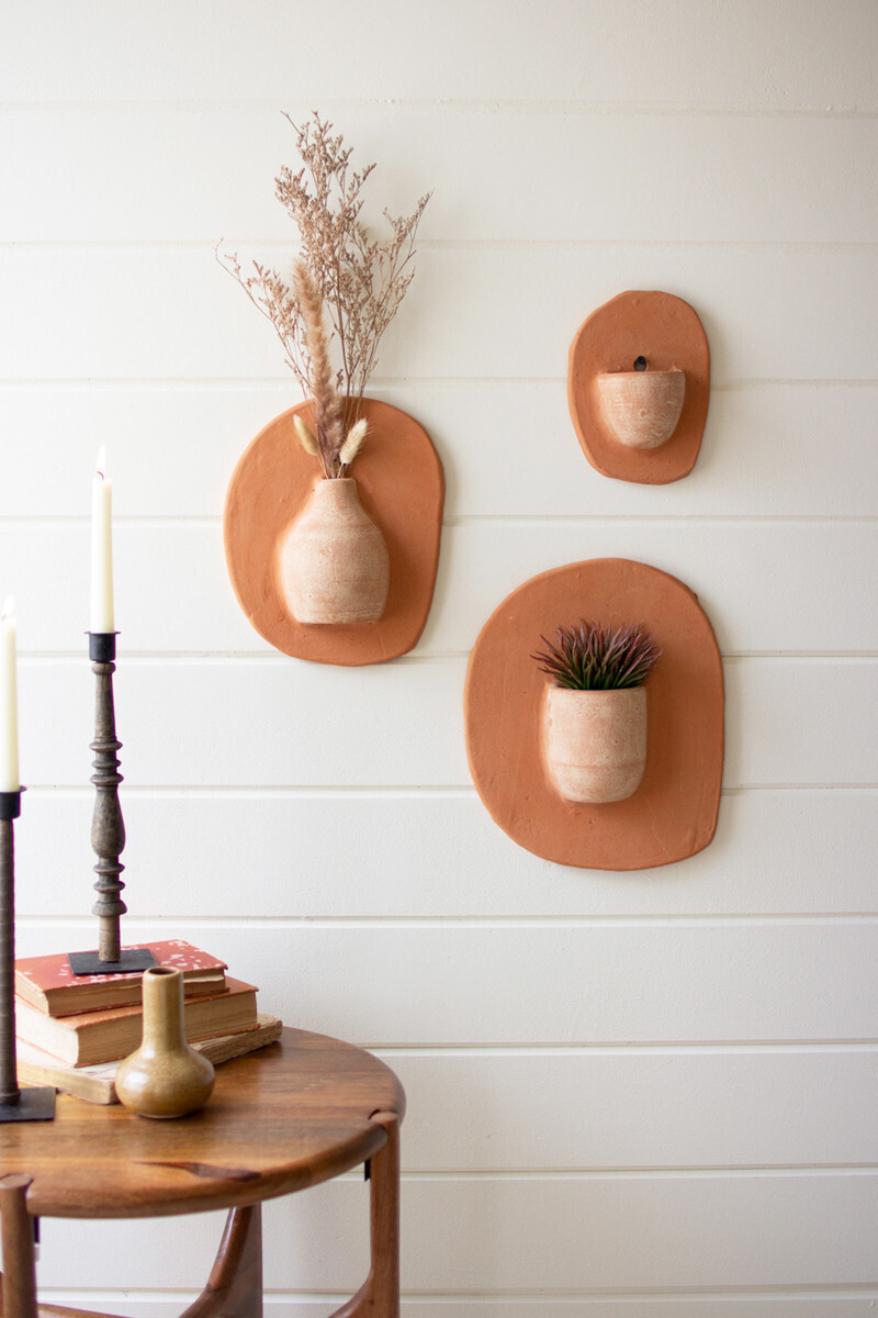 Clay Plaque Wall Vase Sm