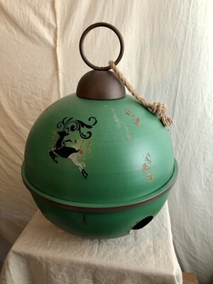 Metal Reindeer Round Bell Green Metal Reindeer Round Bell Green