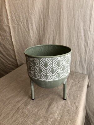 Metal Round Pot w/Feet Green
