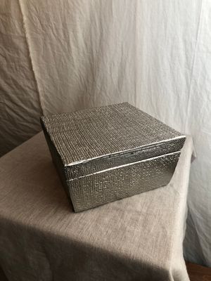 Square Linen Textured Box - Silver Square Linen Textured Box - Silver