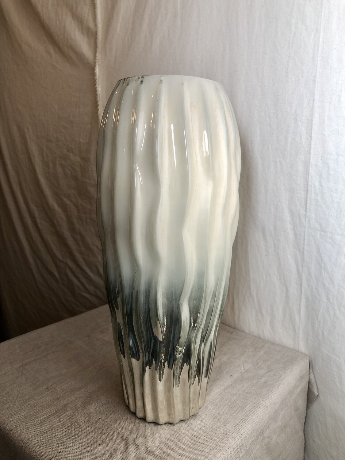 Pamela Vase - Lg