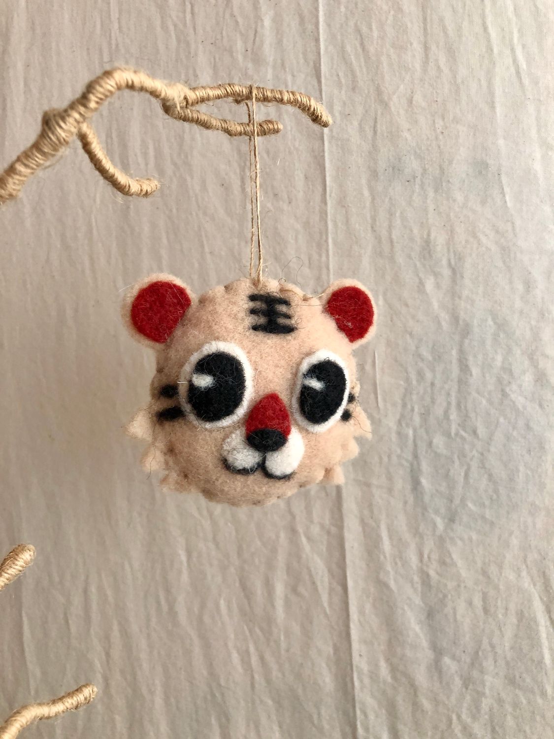 Felt Animal Head Ornament - Lion