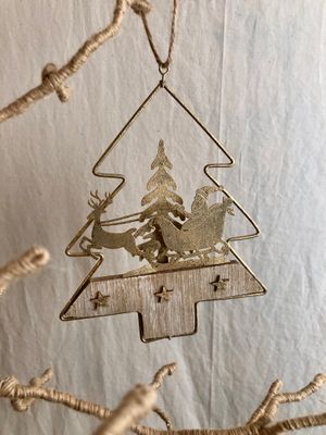 Metal Silhouette Ornament - Gold Tree