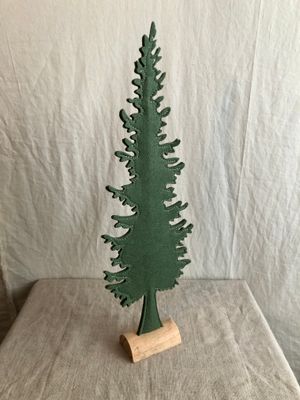 Felt Tree Green 17in