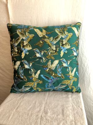 Hummingbird Jacquard Pillow
