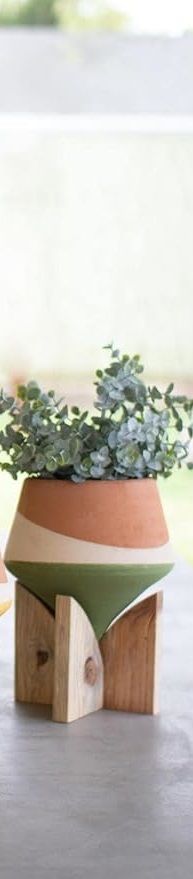 Double Dipped Clay Vase on Wood Base - Green