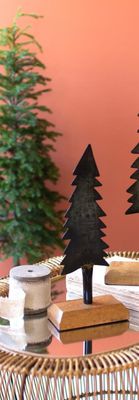 Painted Iron Christmas Tree w/Wooden Base Sm