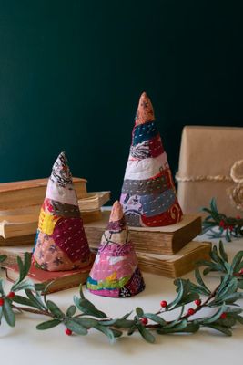 S/3 Small Kantha Christmas Topiaries