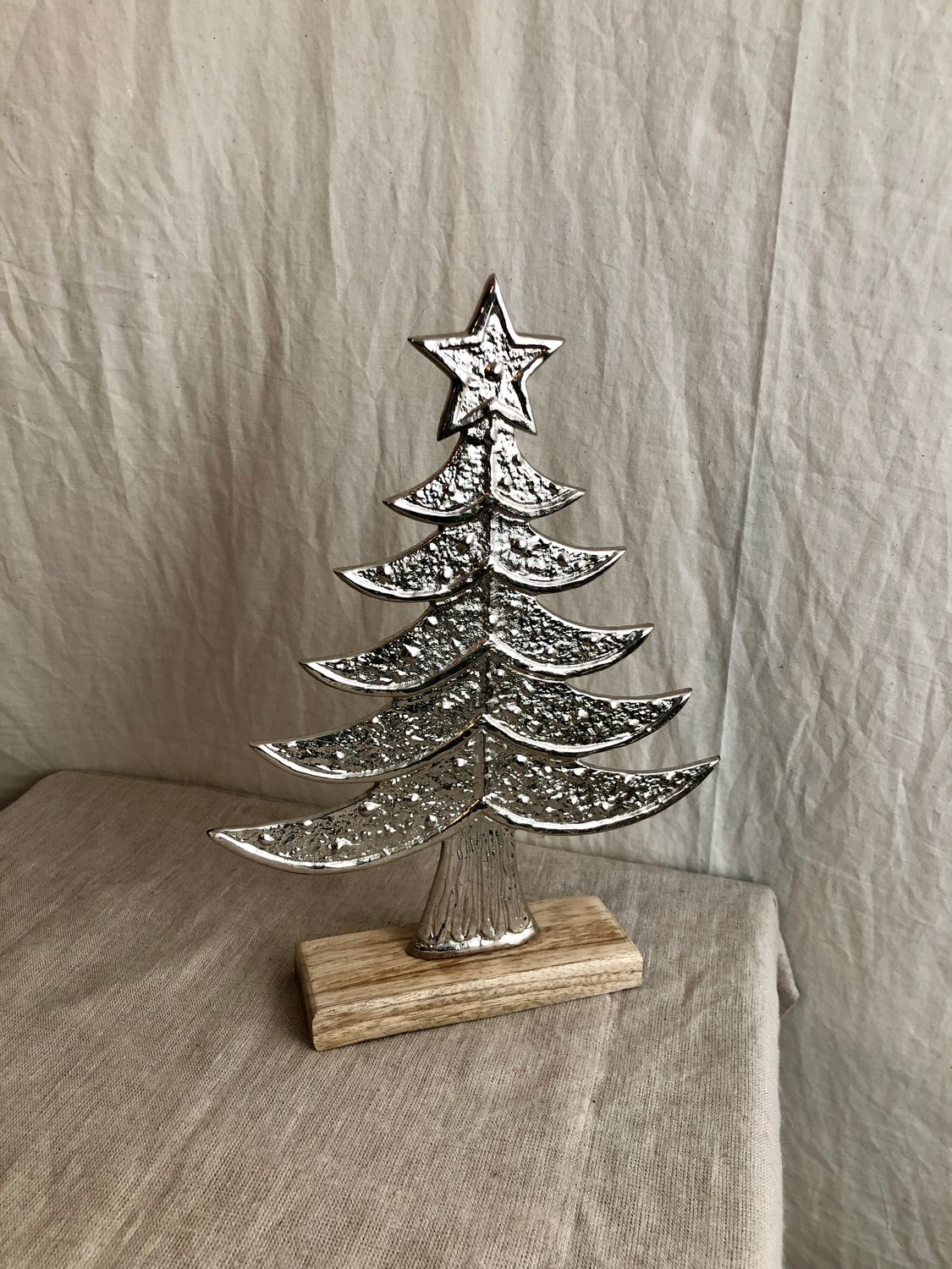 Silver Metal X-mas Tree 10in Silver Metal X-mas Tree 10in