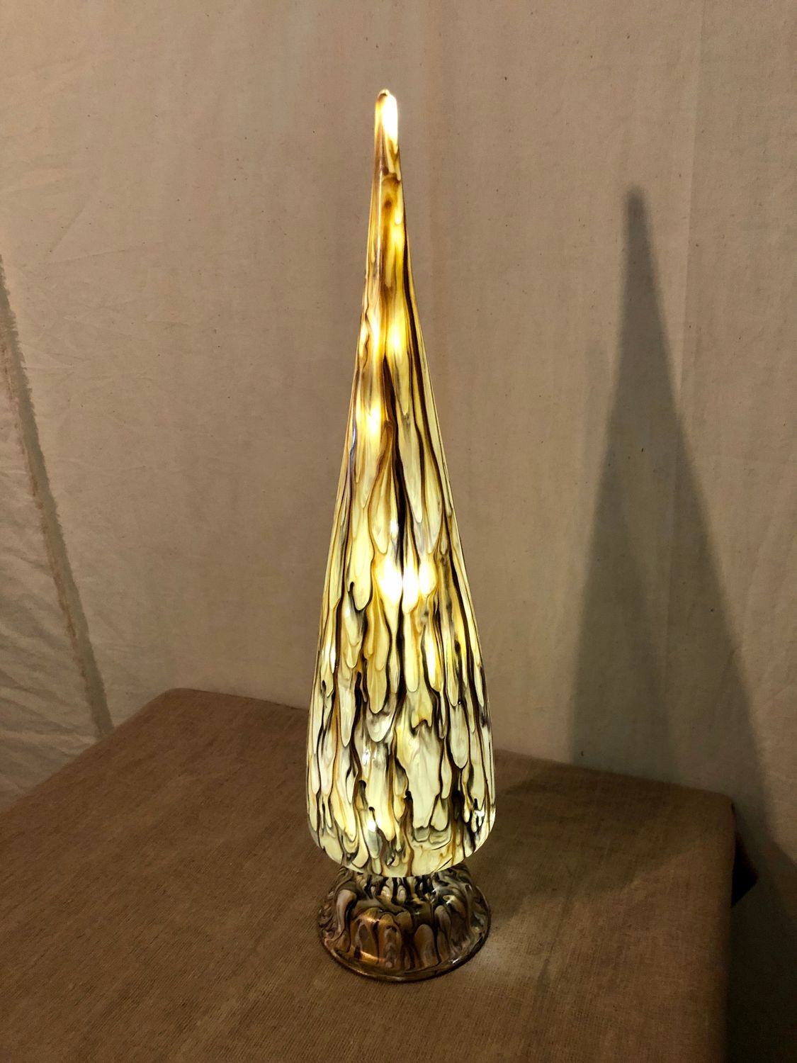 Black & Gold Finial Lightup Tree 16" Black & Gold Finial Lightup Tree 16"