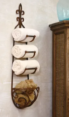 Hanging Towel Rack w/Basket