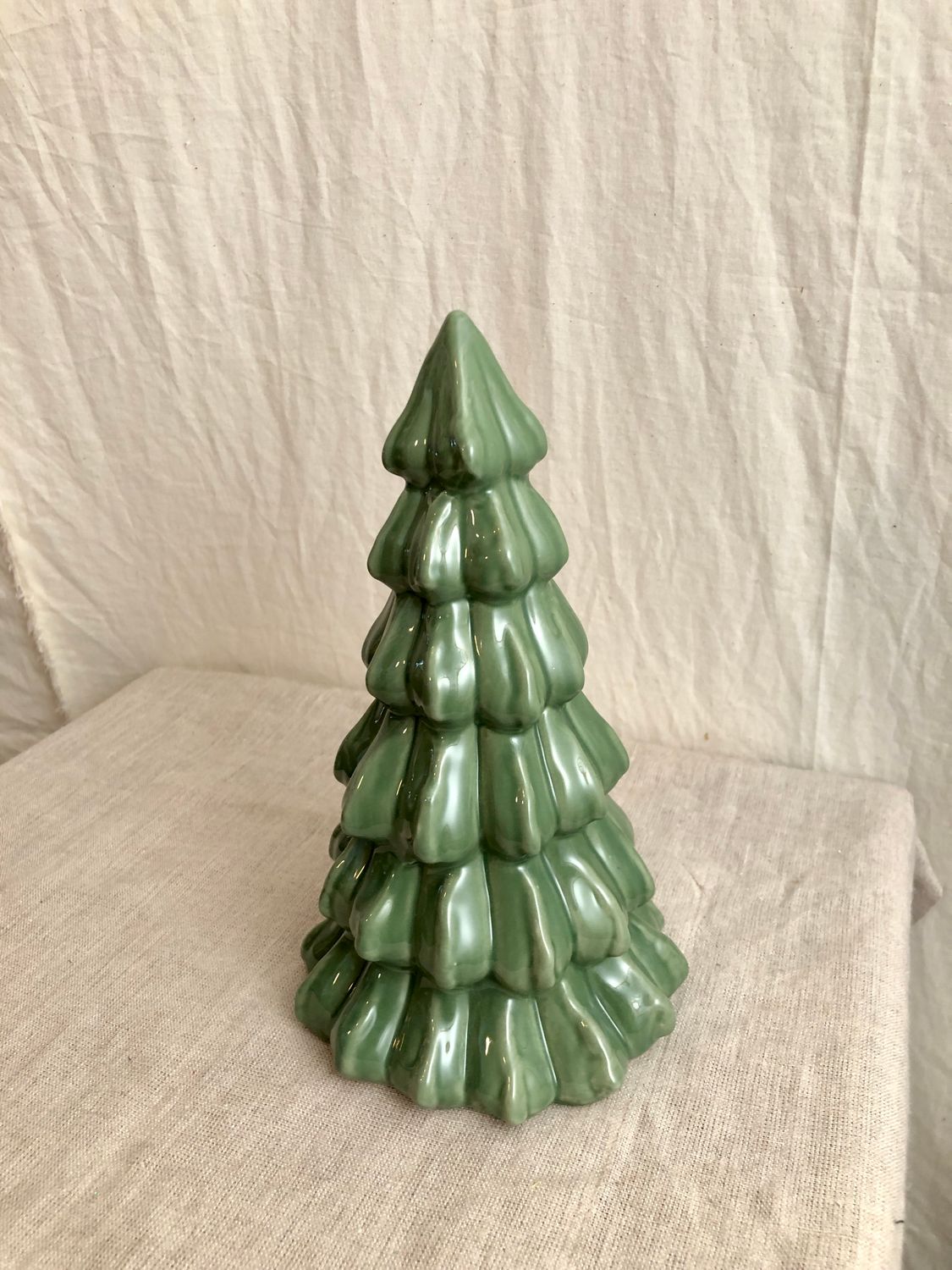 Ceramic Green Tree 9&quot;