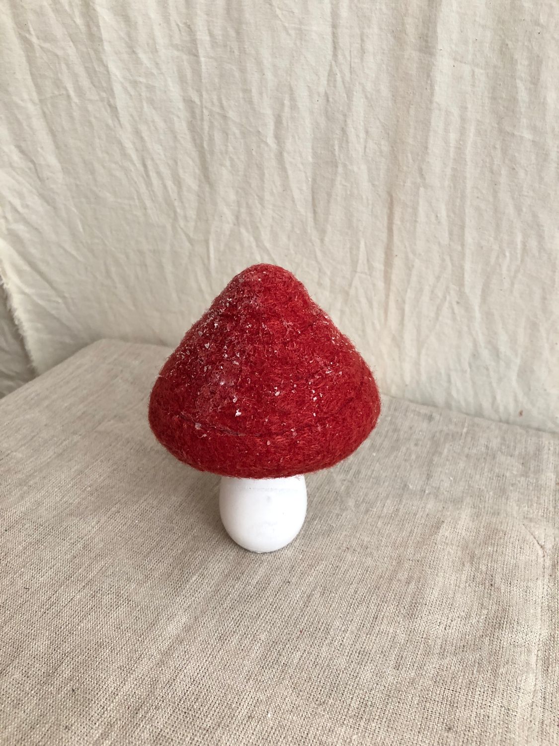Snowed Red Mushroom 6&quot;
