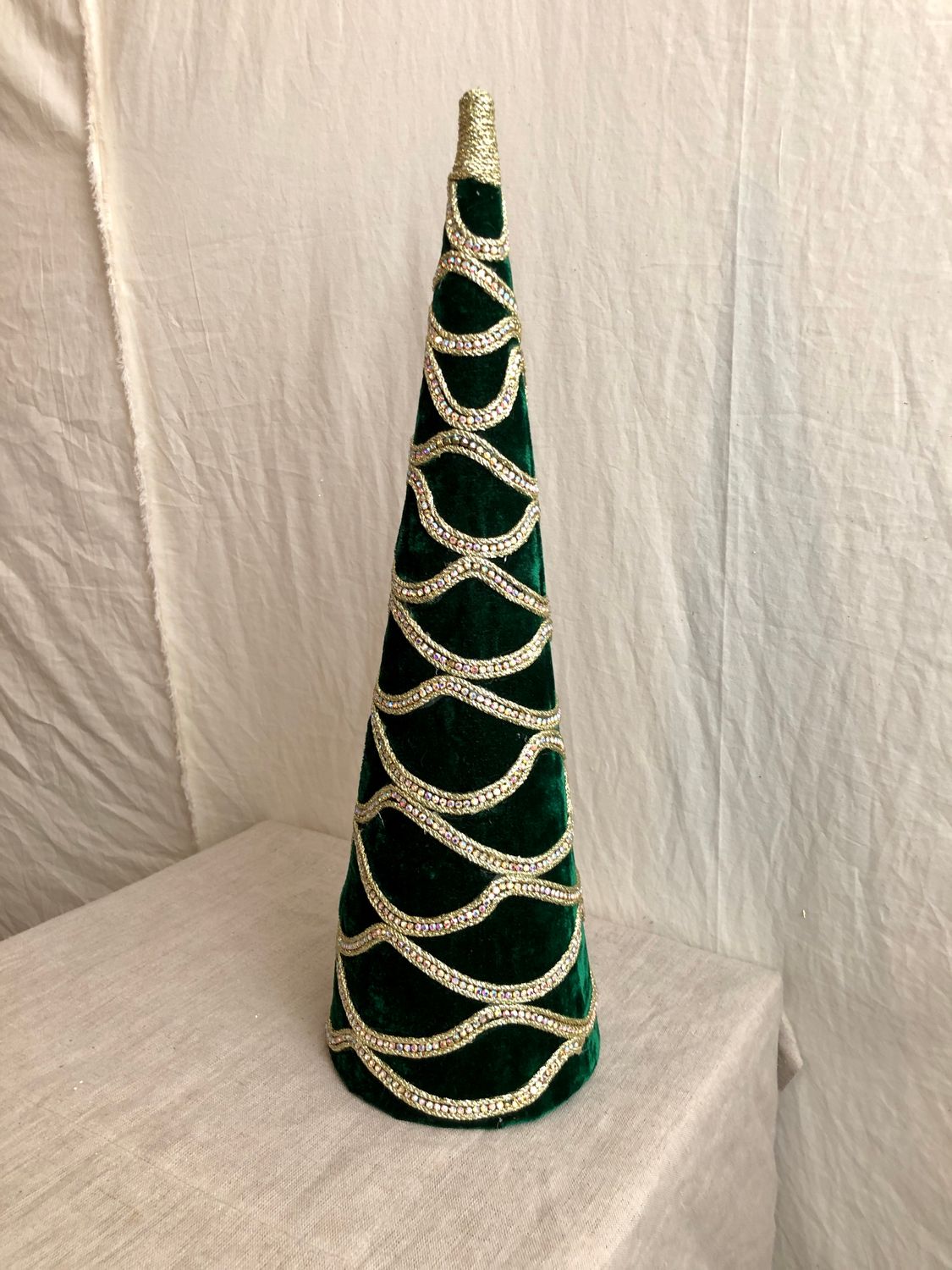 Velvet & Gold Cone Tree Green Velvet & Gold Cone Tree Green