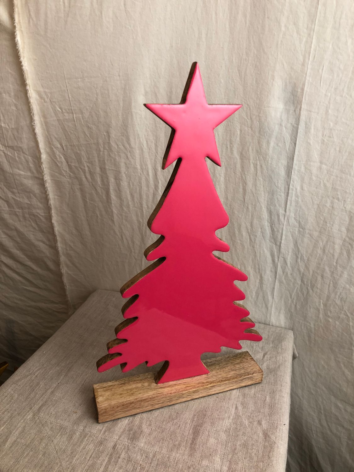 Wooden Tree 18" - Pink Wooden Tree 18" - Pink