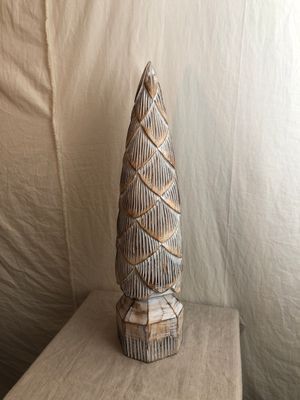 Carved Antique Washed Wooden Christmas Tree Med Carved Antique Washed Wooden Christmas Tree Med