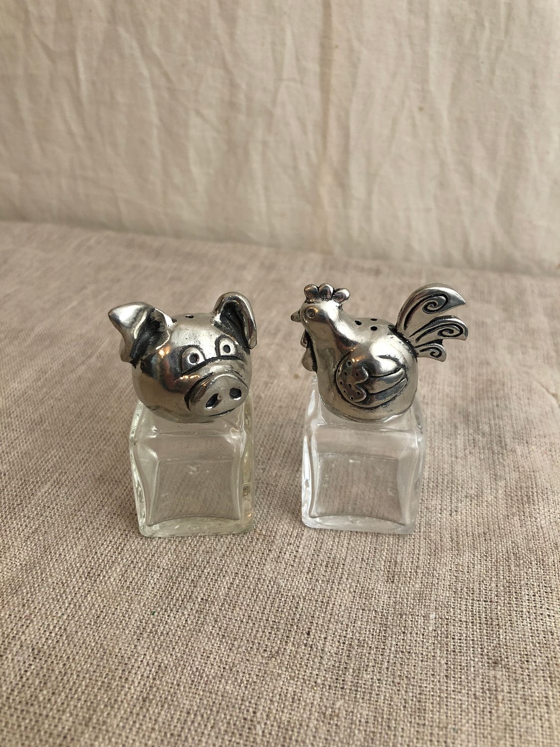 Pig/Rooster Salt &amp; Pepper Shakers