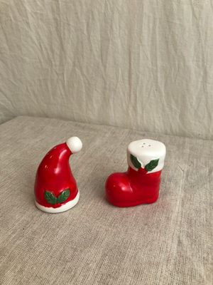 Ceramic Boot &amp; Hat Salt &amp; Pepper Shakers