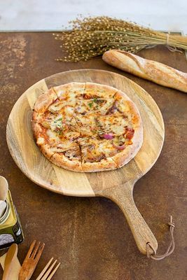 Large Round Mango Serving Board w/Handle
