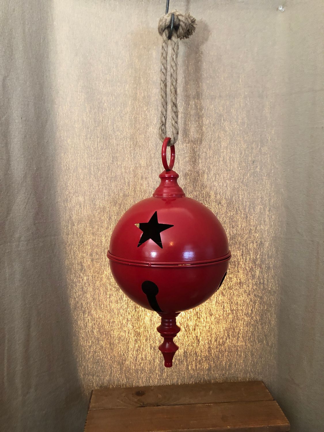 Red Metal Star Finial Bell Lg Red Metal Star Finial Bell Lg