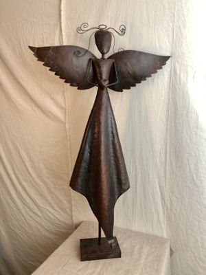 Rustic Angel w/Heart Lg