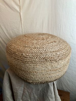 Round Braided Jute Pouf