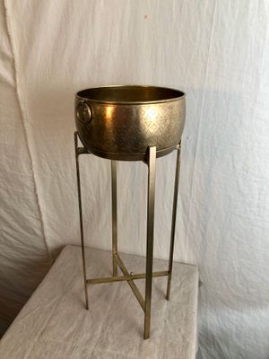 Brass Finish Planter w/Stand Sm