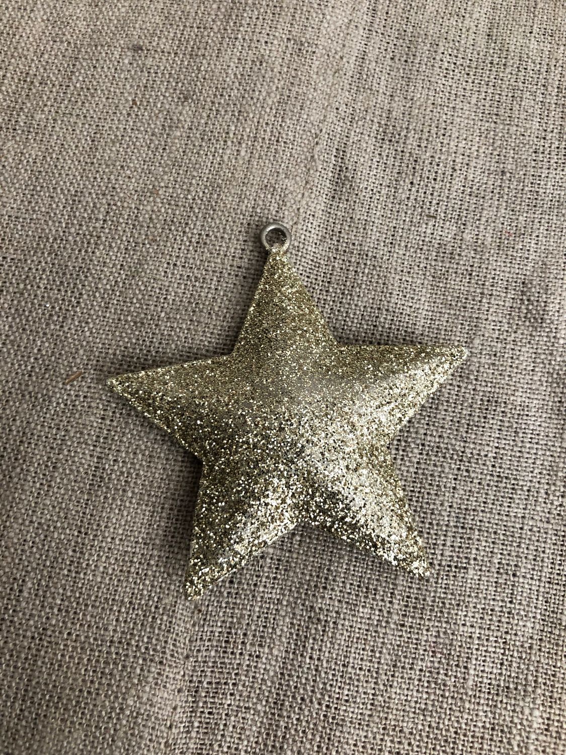 Mini Metal Glitter Star Ornament Champagne