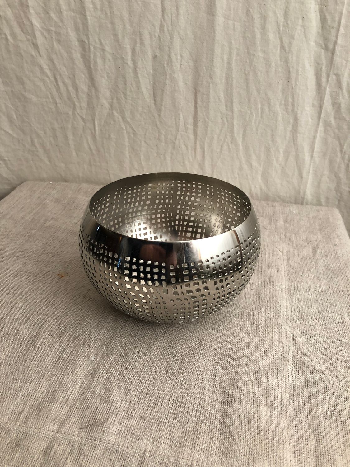Silver Metal Perforated Candleholder Med Silver Metal Perforated Candleholder Med
