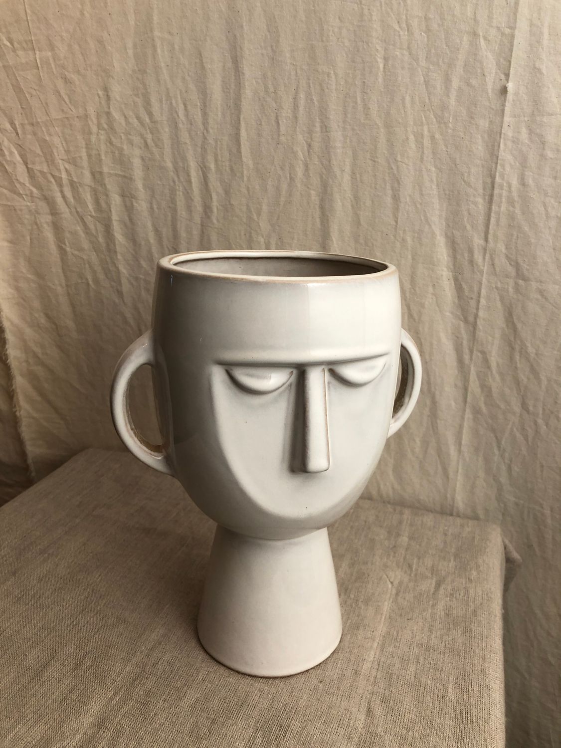 White Ceramic Trophy Head Vase