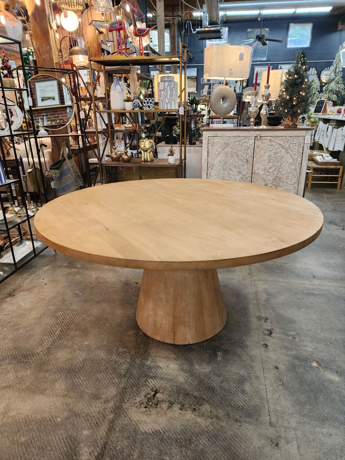 Round 60&quot; Dining Table