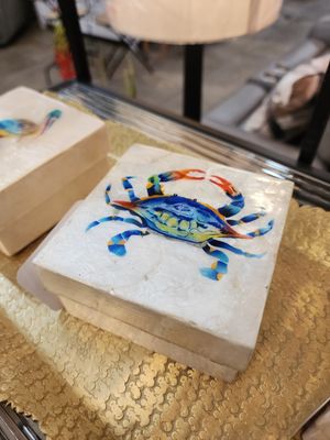 Capiz 4&quot; Square Box -Blue Crab