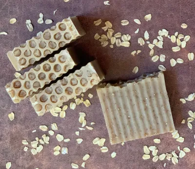 All-Natural Soap - Oatmeal & Honey All-Natural Soap - Oatmeal & Honey